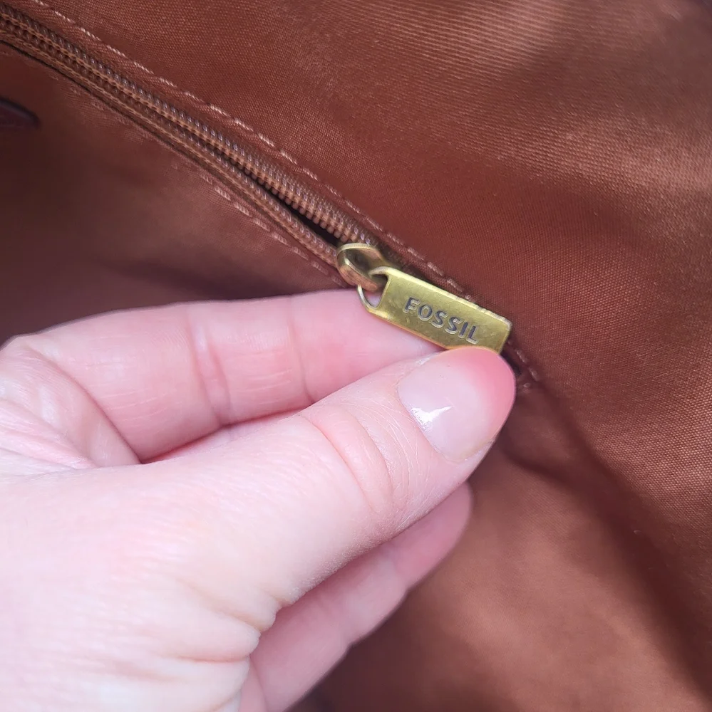 Fossil Mimi Large Leather Tote Bag - Picture 13 of 16